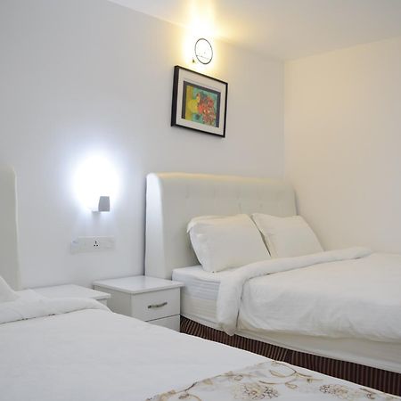 S Rose Hotel Sepang Eksteriør bilde